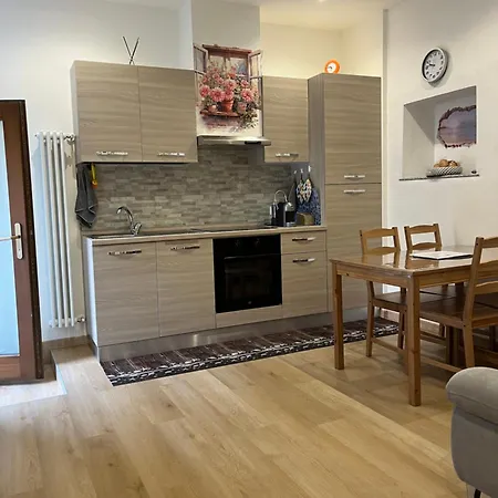 Al Vicolo Apartment *
